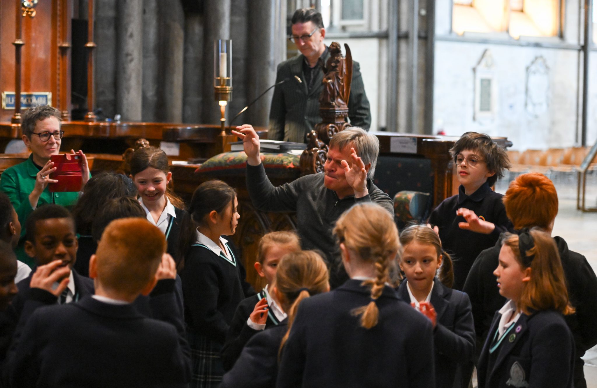 School Students Perform Their New Musical Planet - Salisbury Cathedral